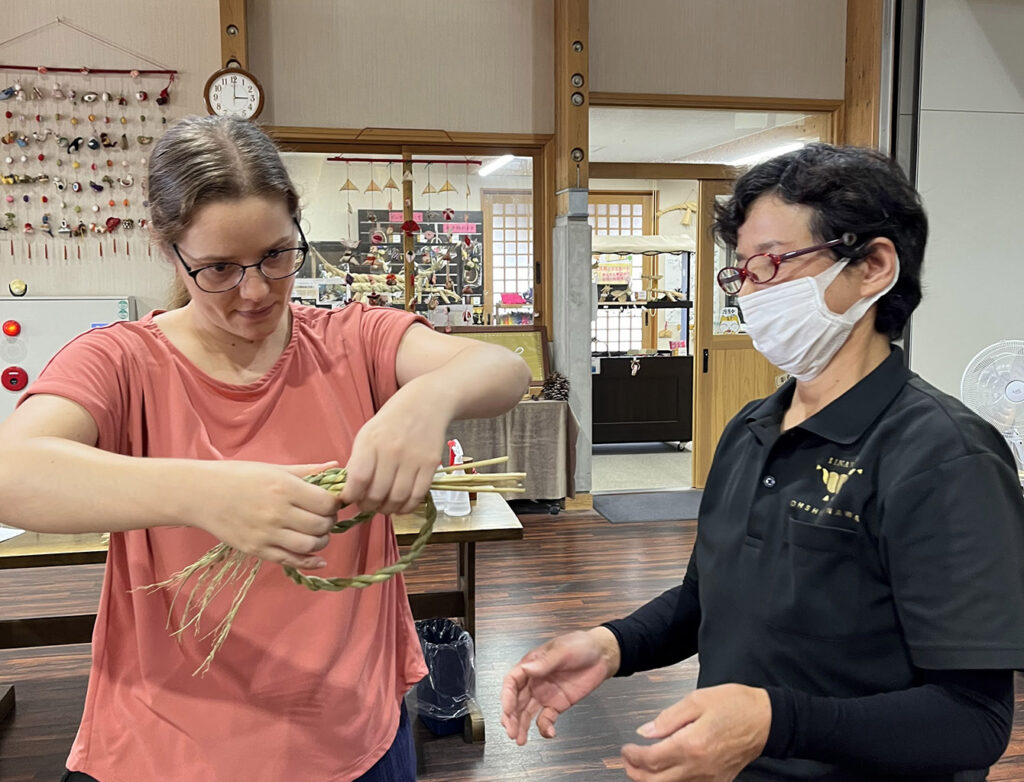 Shimenawa ( Sacred Rope) making experience